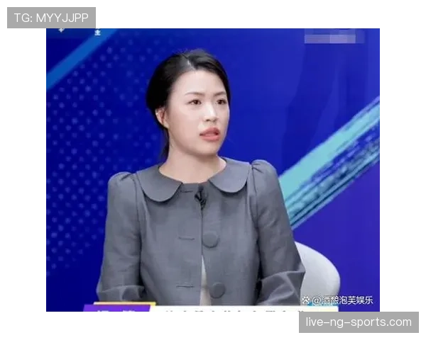 杨倩训练完顺手买杯奶茶，这自律和松弛感我真学不来